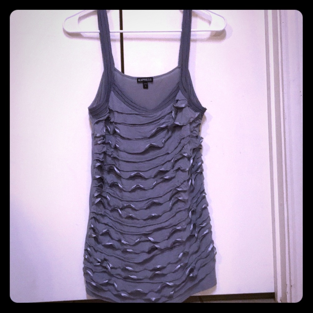 EXPRESS ruffled front tank in small